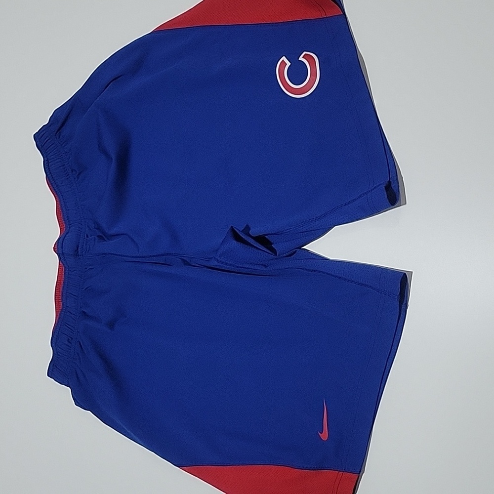 NIKE Cubs Basketball shorts XL
